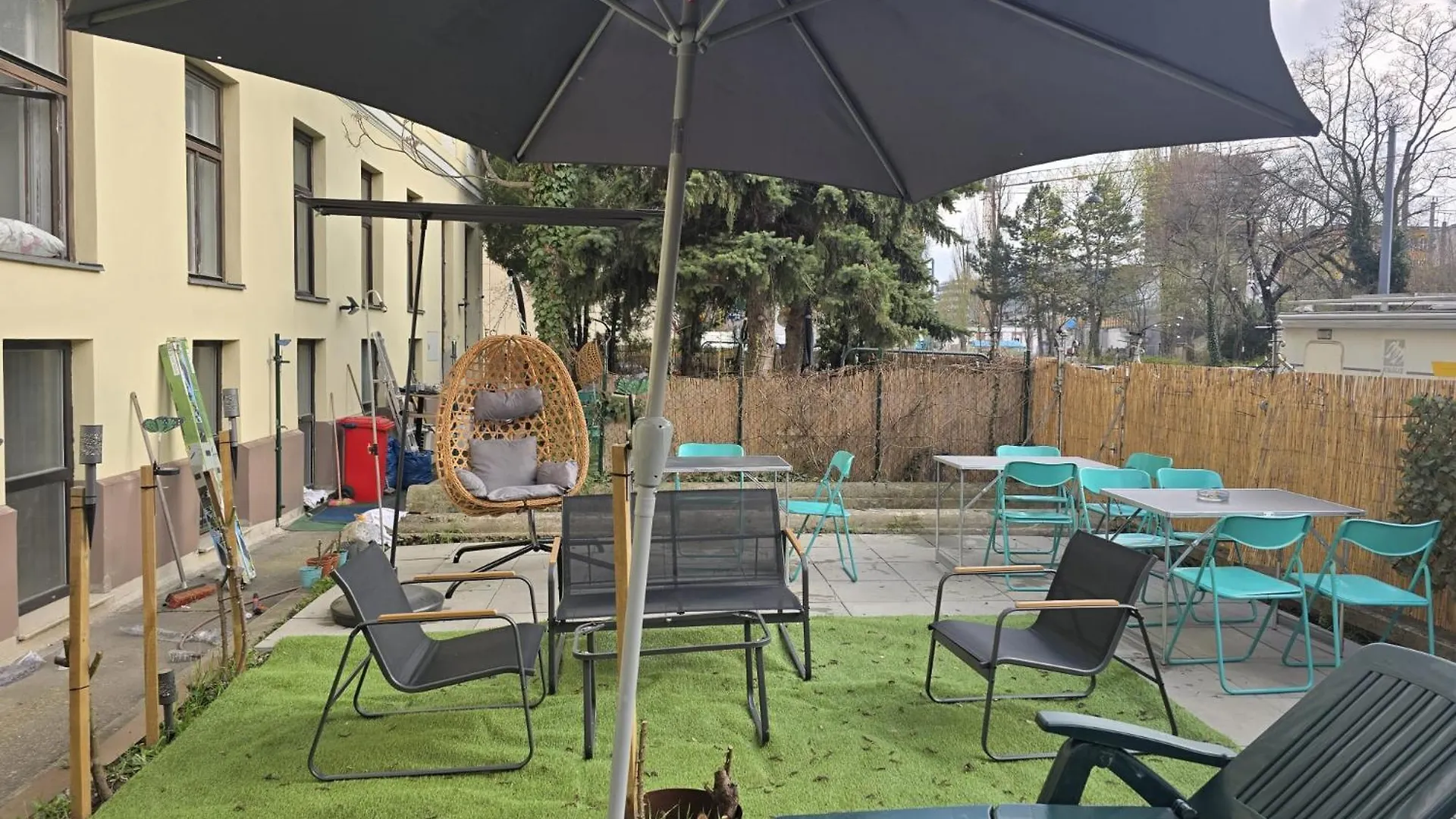 Convenient Shared Apartment - Near Danube & Millenium Tower Vienna Guest house