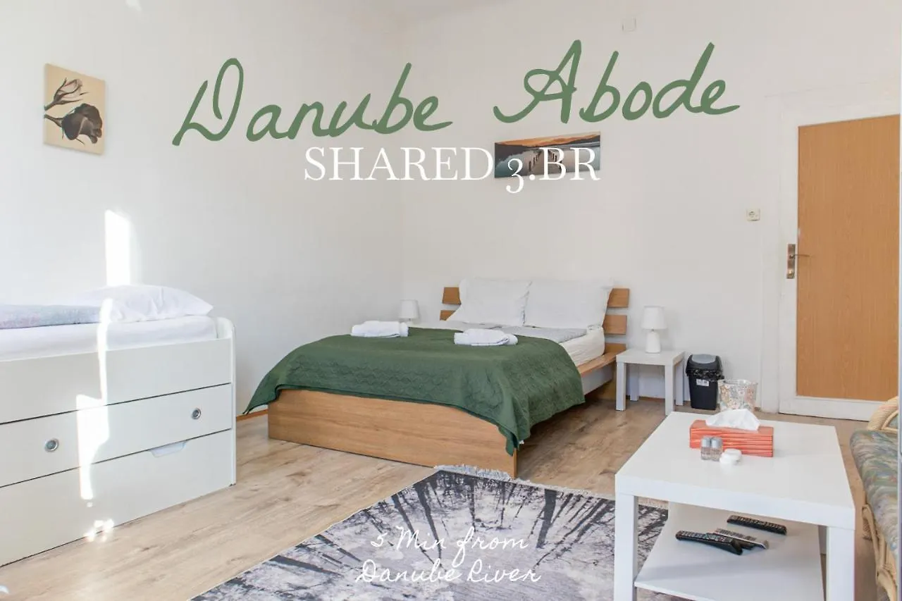 Convenient Shared Apartment - Near Danube & Millenium Tower Wiedeń