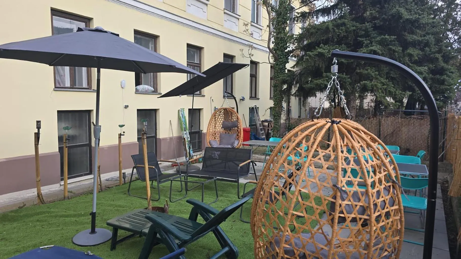 Convenient Shared Apartment - Near Danube & Millenium Tower Wiedeń